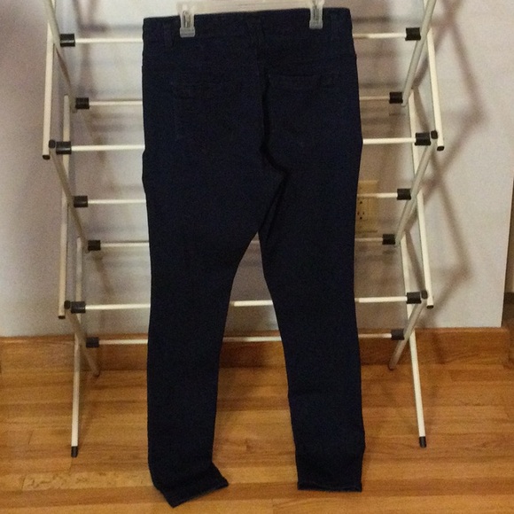 Miss Pouredinblue Blue Jeans - Picture 2 of 13